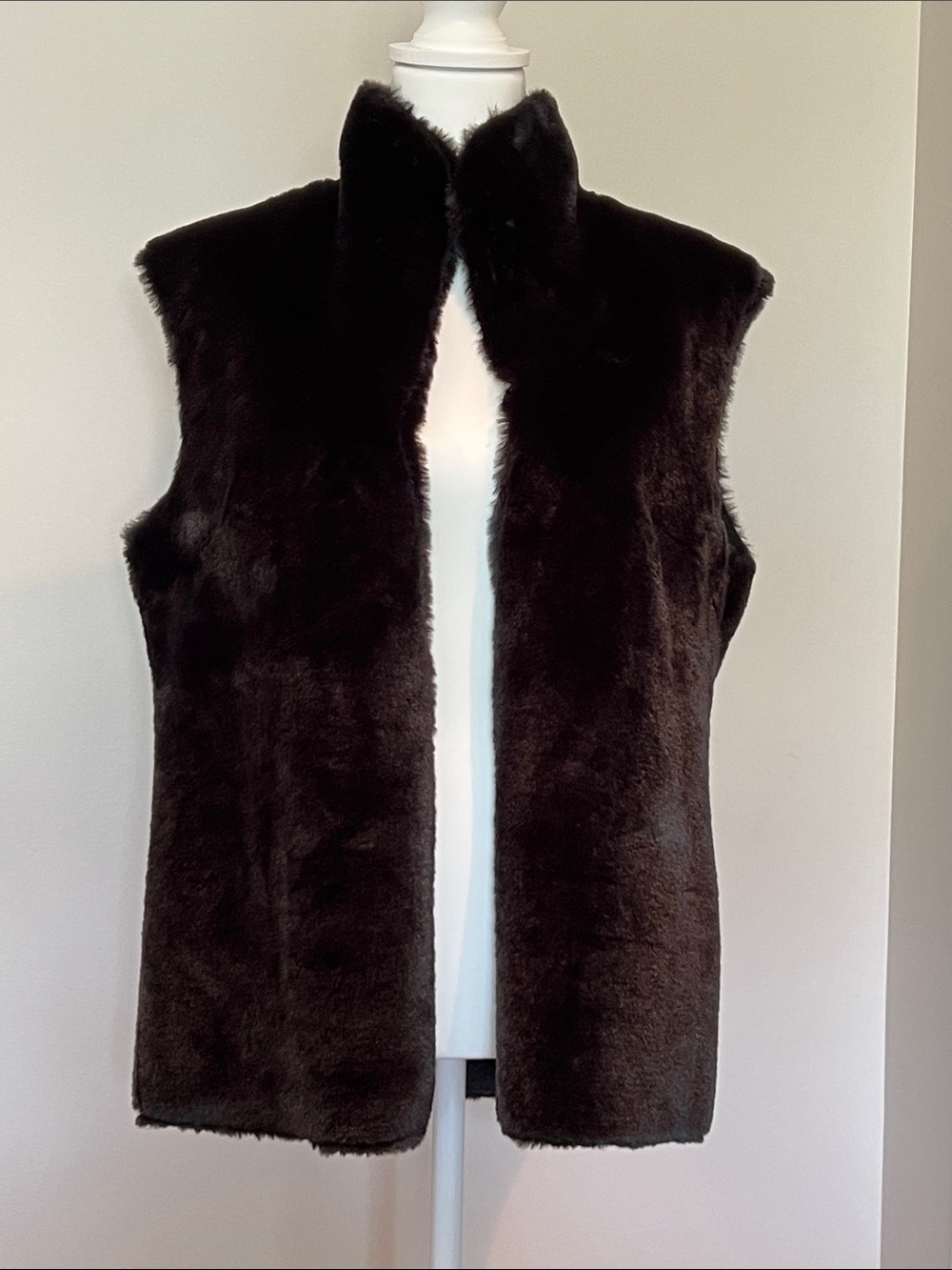Plush Faux Fur Vest Black